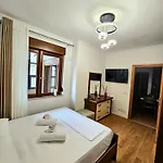 Downtown * טיראנה